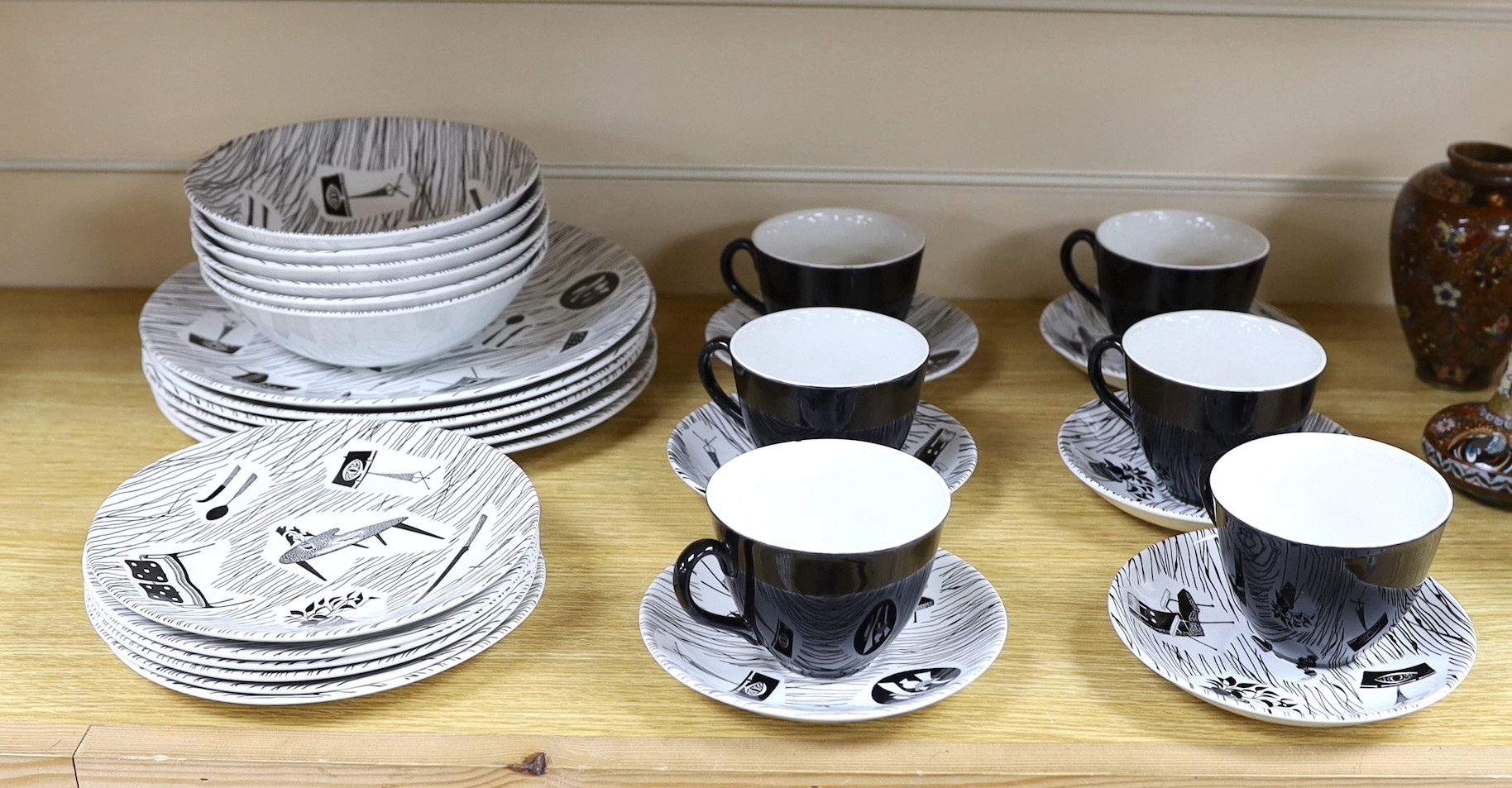 A Ridgway Homemaker pattern set for 6, to include cups and saucers, bowls, side plates and dinner plates